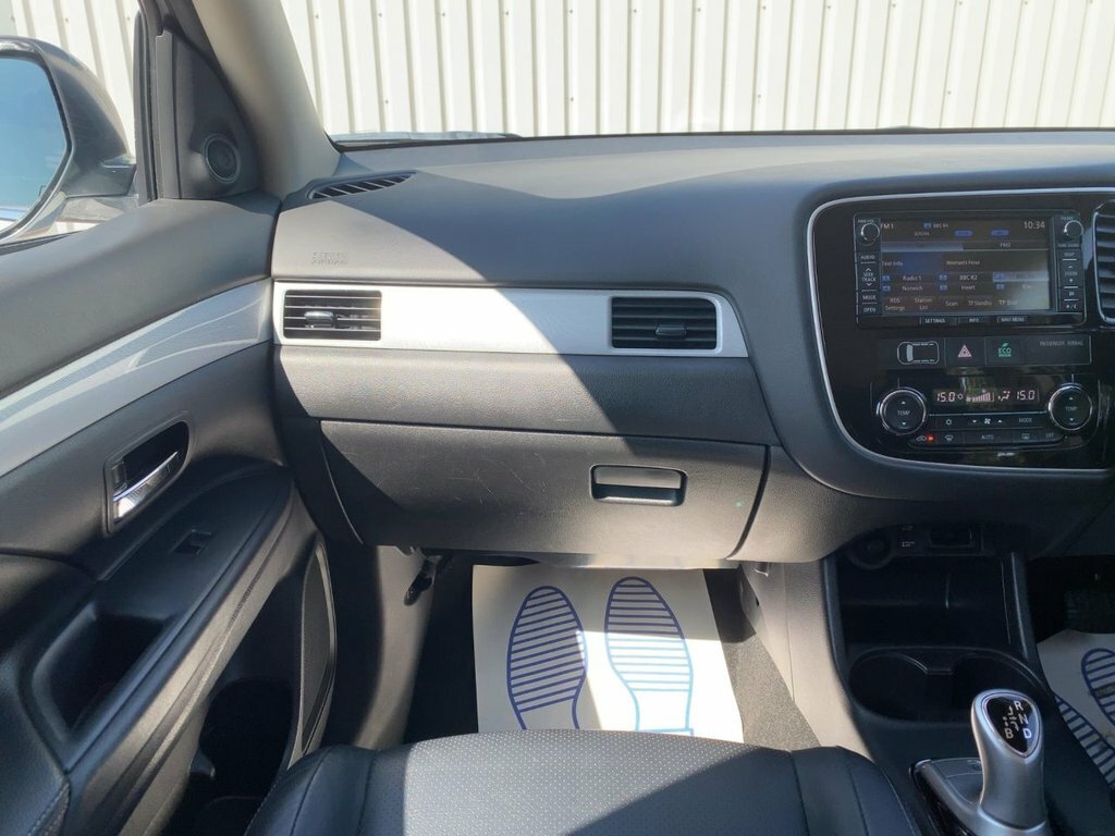 Mitsubishi Outlander Outlander Gx 4H Phev Grey #24