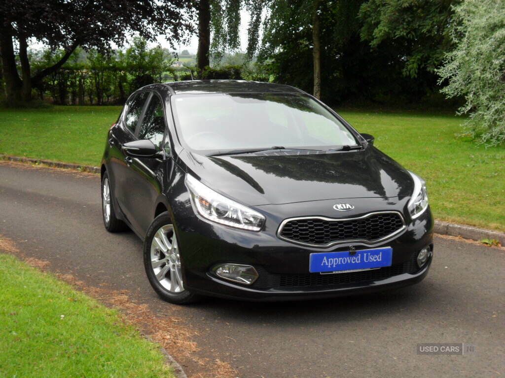 Kia Ceed 1.6 Crdi 2 Ecodynamics Black #3