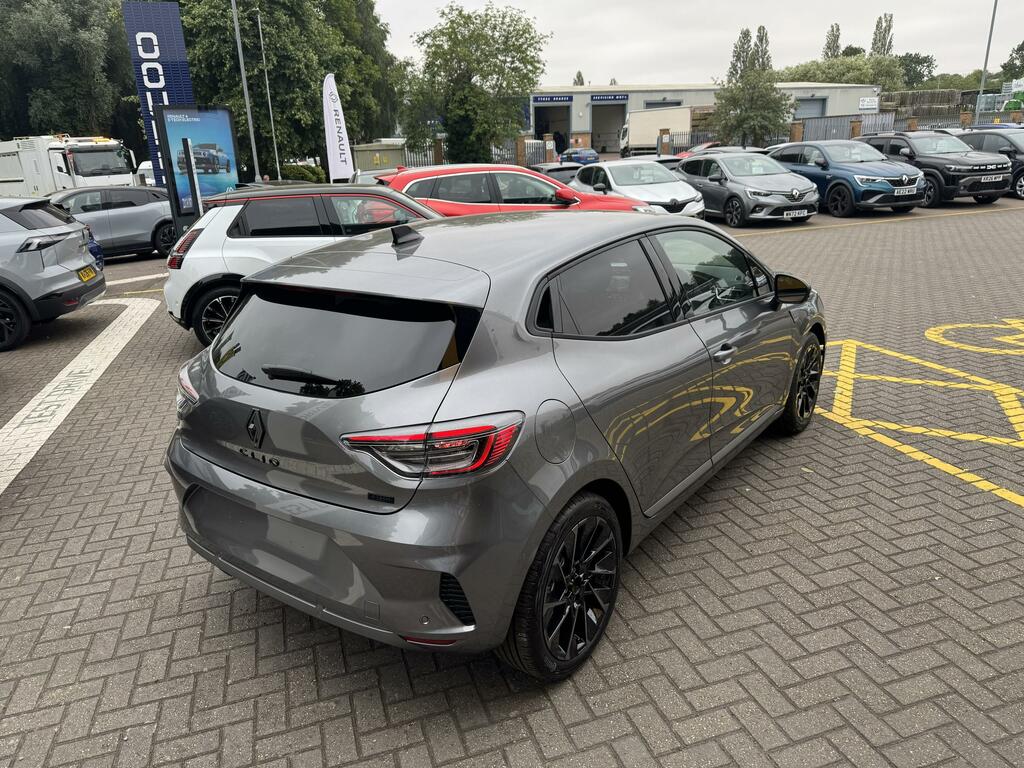 Renault Clio Iconic Esprit Alpine Hybrid 145 Grey #2