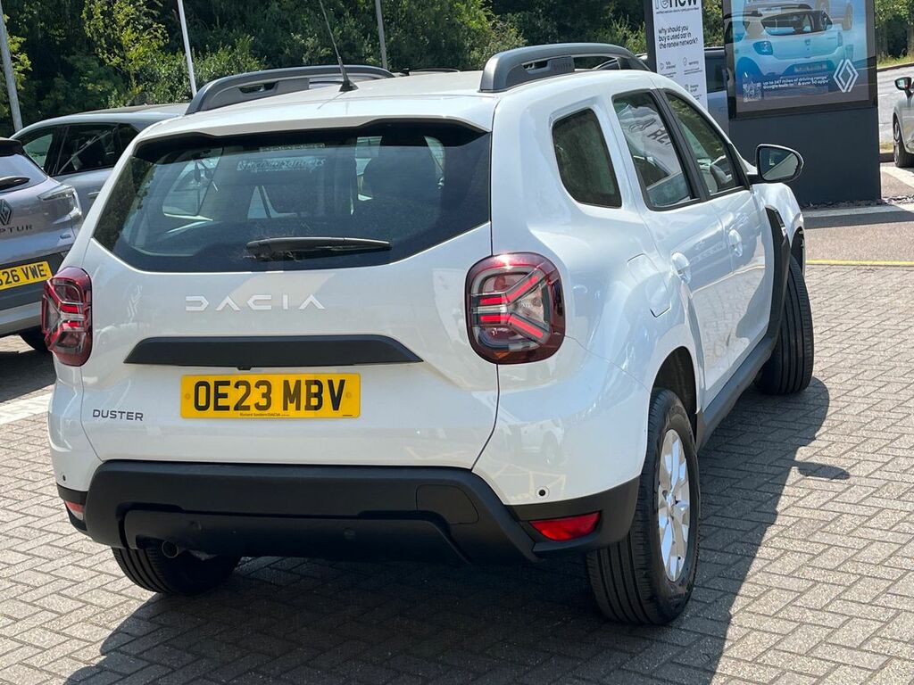 Dacia Duster Estate Expression OE23MBV White #3