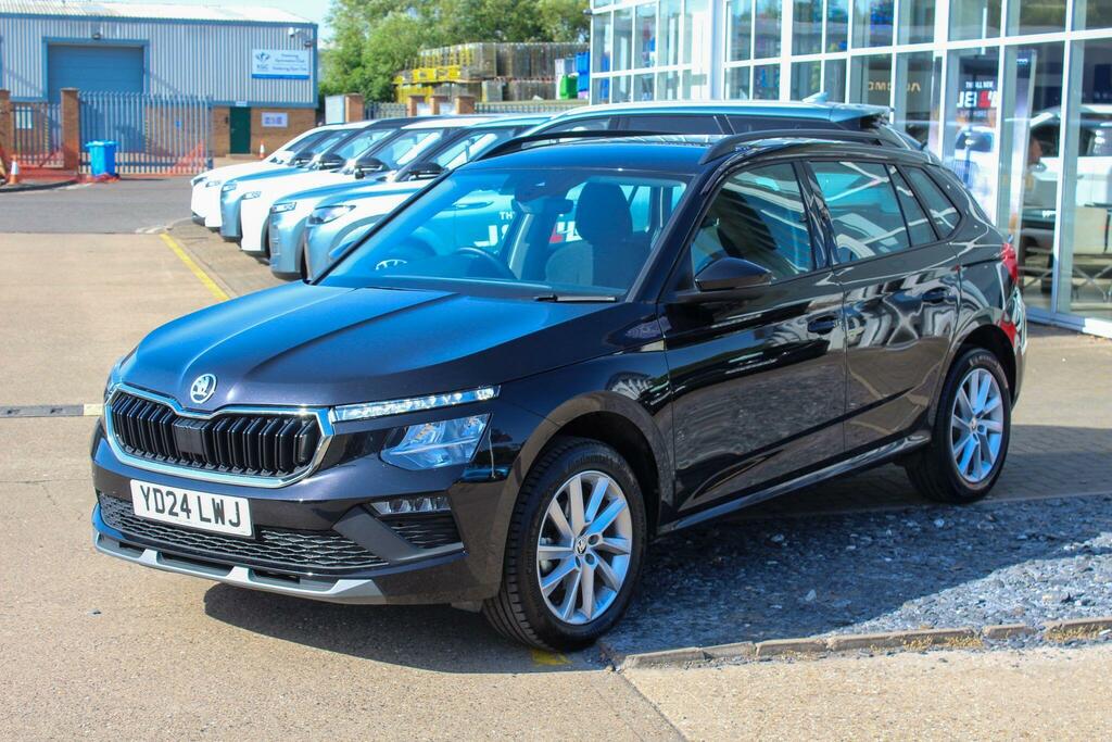 Skoda Kamiq 1.0 Tsi Se Euro 6 Ss YD24LWJ Black #3