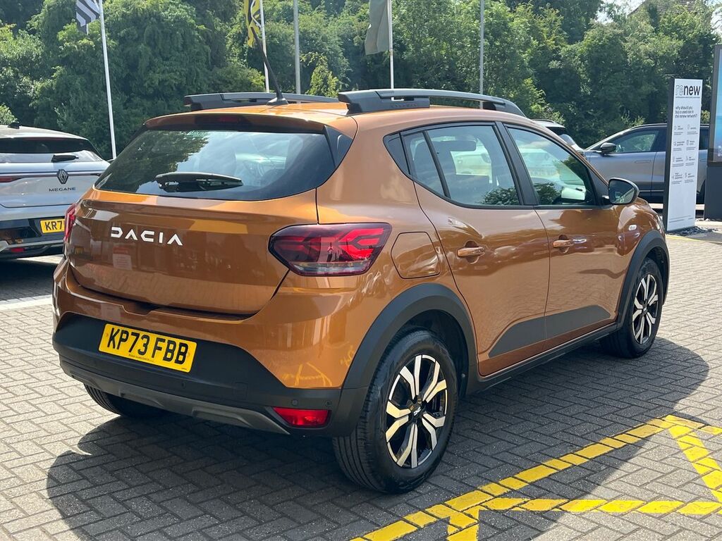 Dacia Sandero Stepway Hatchback Journey KP73FBB Orange #3