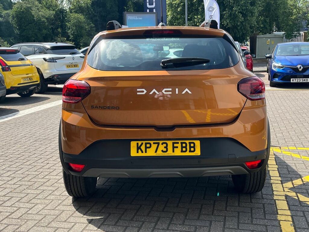 Dacia Sandero Stepway Hatchback Journey KP73FBB Orange #4