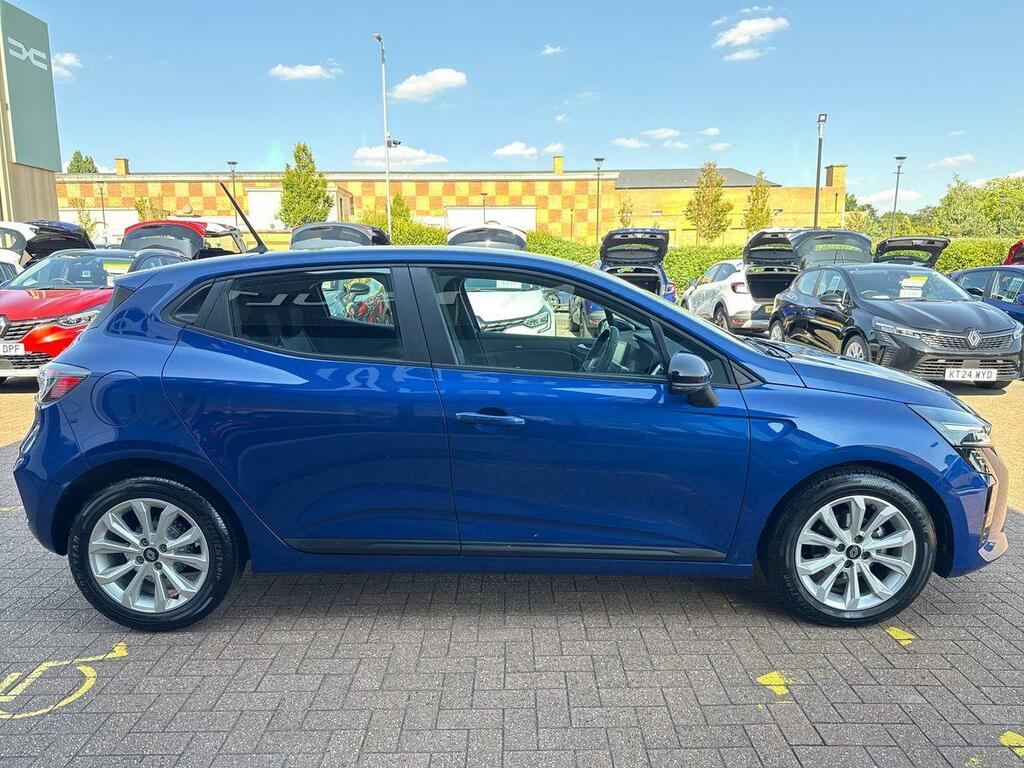 Renault Clio Hatchback Evolution KW74HNX #2
