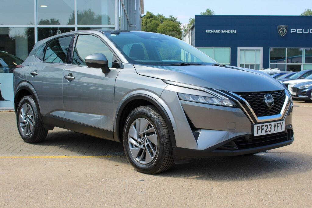 Nissan Qashqai 1.3 Dig-t Mhev Acenta Premium Euro 6 Ss Grey