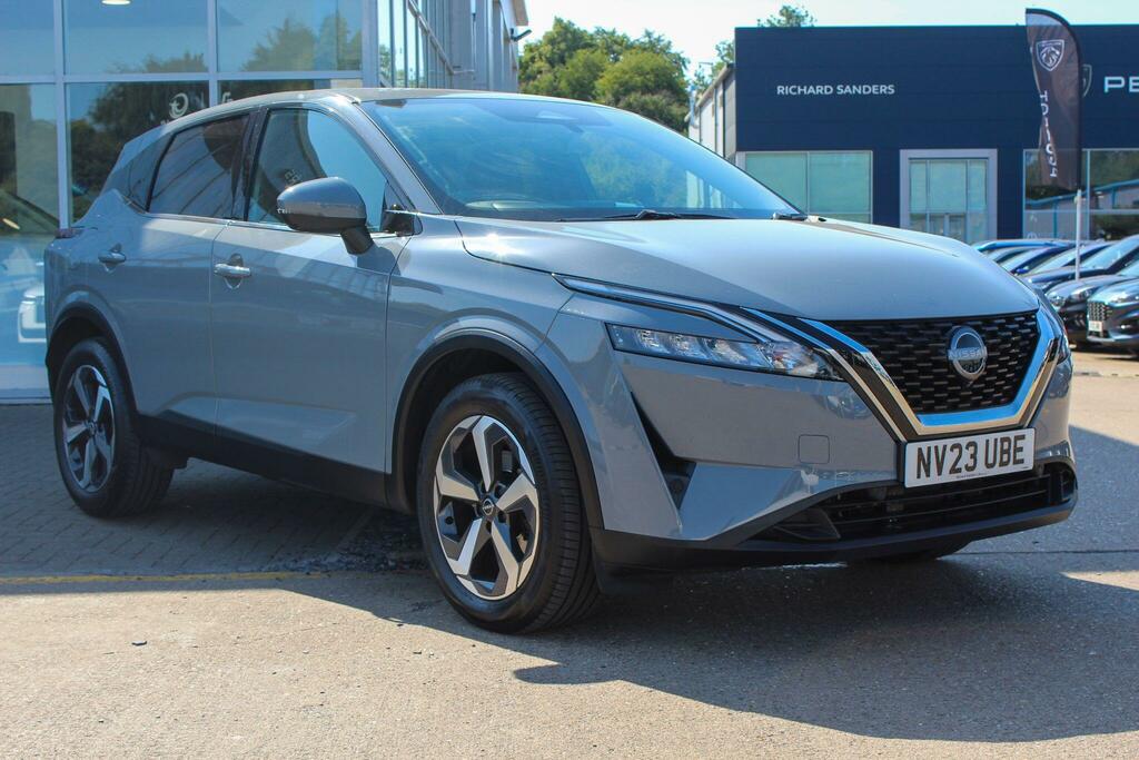 Nissan Qashqai 1.3 Dig-t Mhev N-connecta Xtron Euro 6 Ss Grey