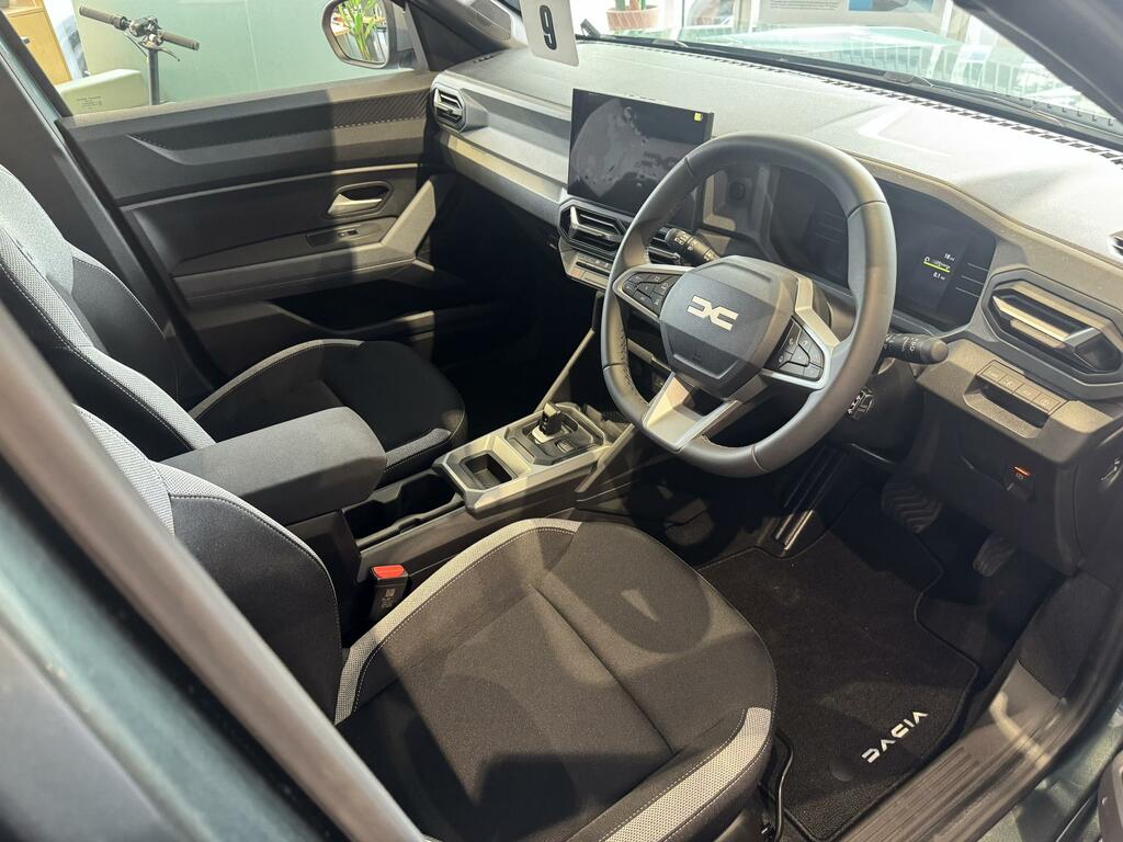 Dacia Duster Journey Hybrid 155 Green #6