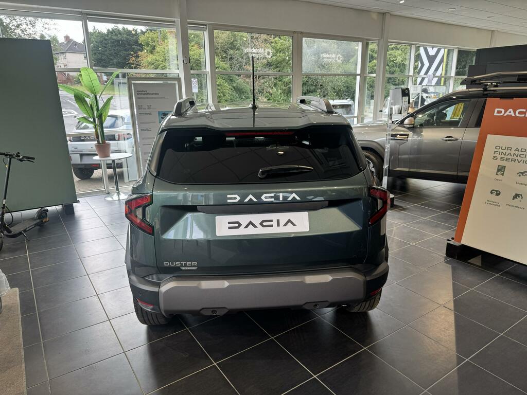 Dacia Duster Journey Hybrid 155 Green #4
