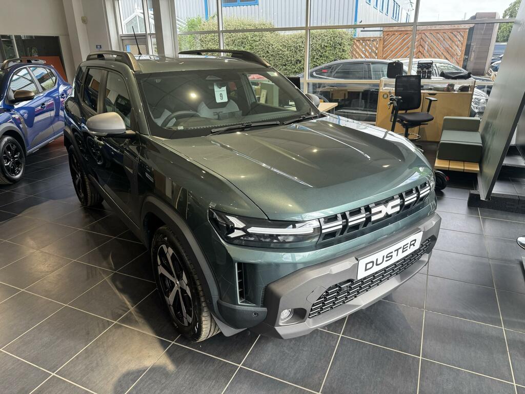 Dacia Duster Journey Hybrid 155 Green