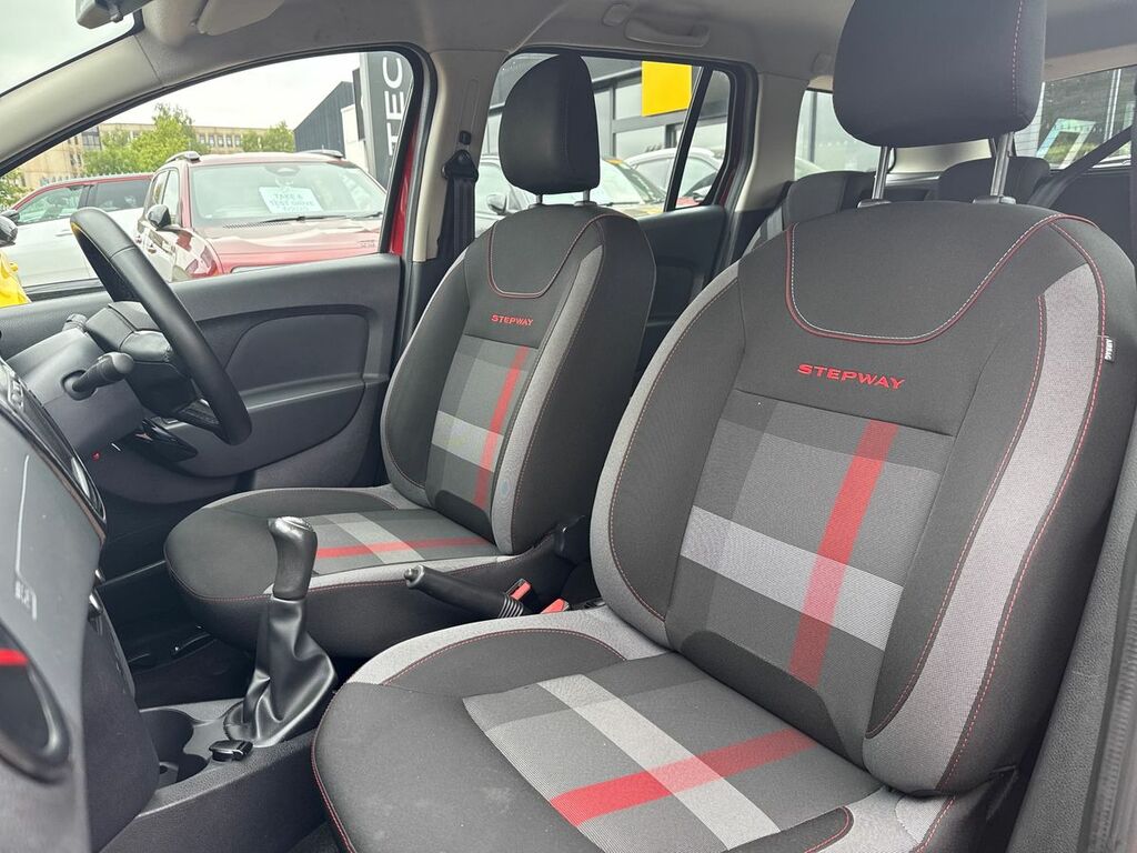 Dacia Logan Stepway Logan Stepway 1.5 Blue Dci Techroad Estate Red #16
