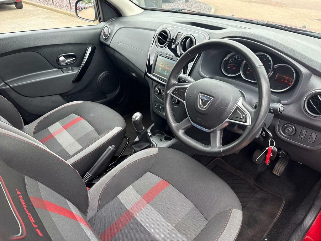 Dacia Logan Stepway Logan Stepway 1.5 Blue Dci Techroad Estate Red #10
