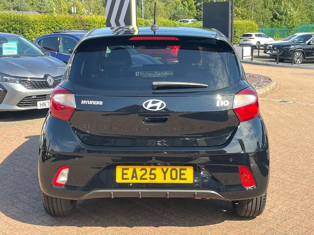 Hyundai I10 Hatchback Premium EA25YOE #3