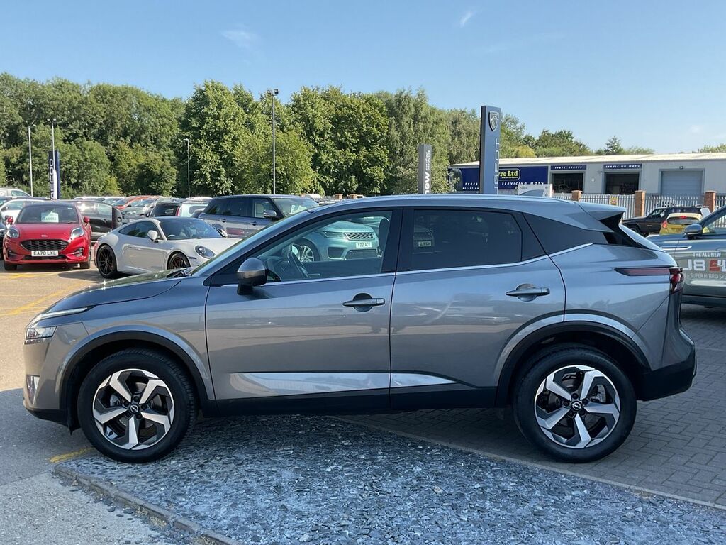 Nissan Qashqai 1.3 Dig-t Mhev N-connecta Suv Hybrid Xt BW23FVZ #6
