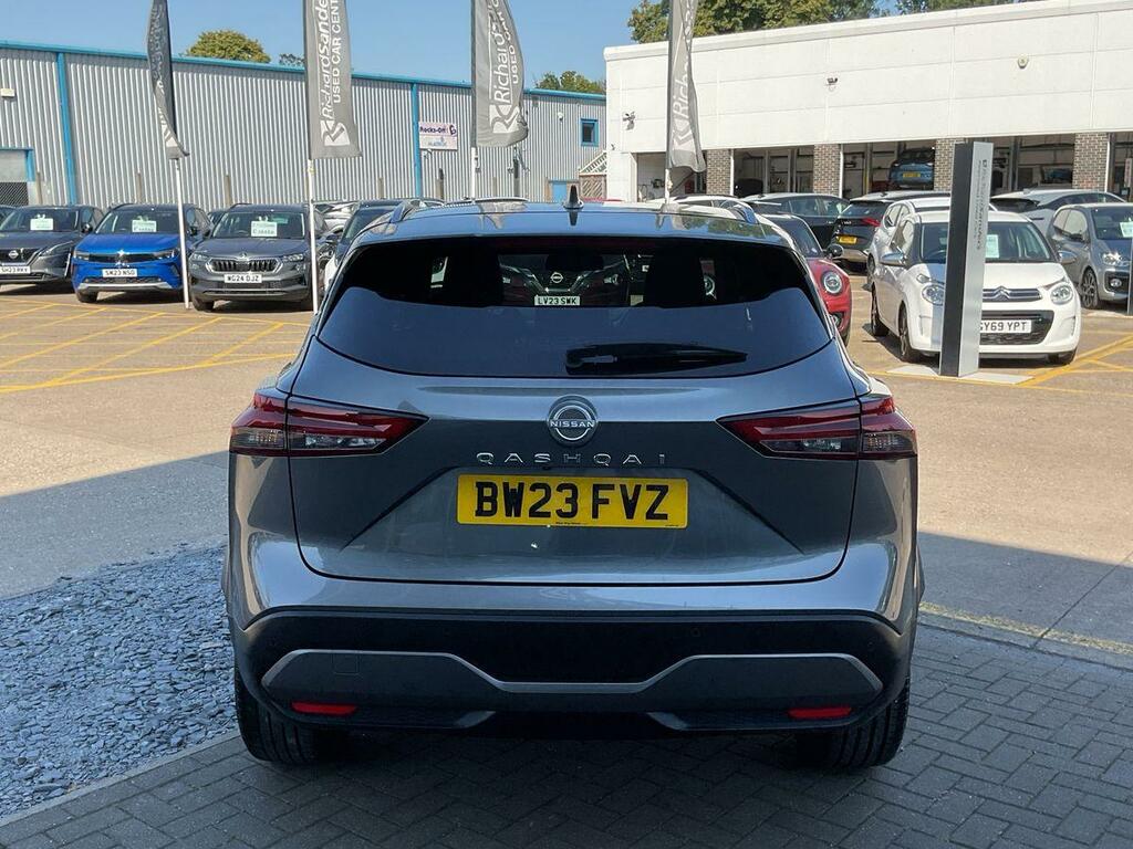 Nissan Qashqai 1.3 Dig-t Mhev N-connecta Suv Hybrid Xt BW23FVZ #4