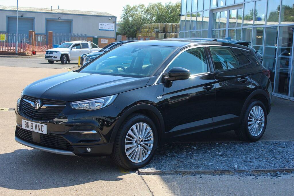Vauxhall Grandland X 1.2 Turbo Tech Line Nav Euro 6 Ss Black #3