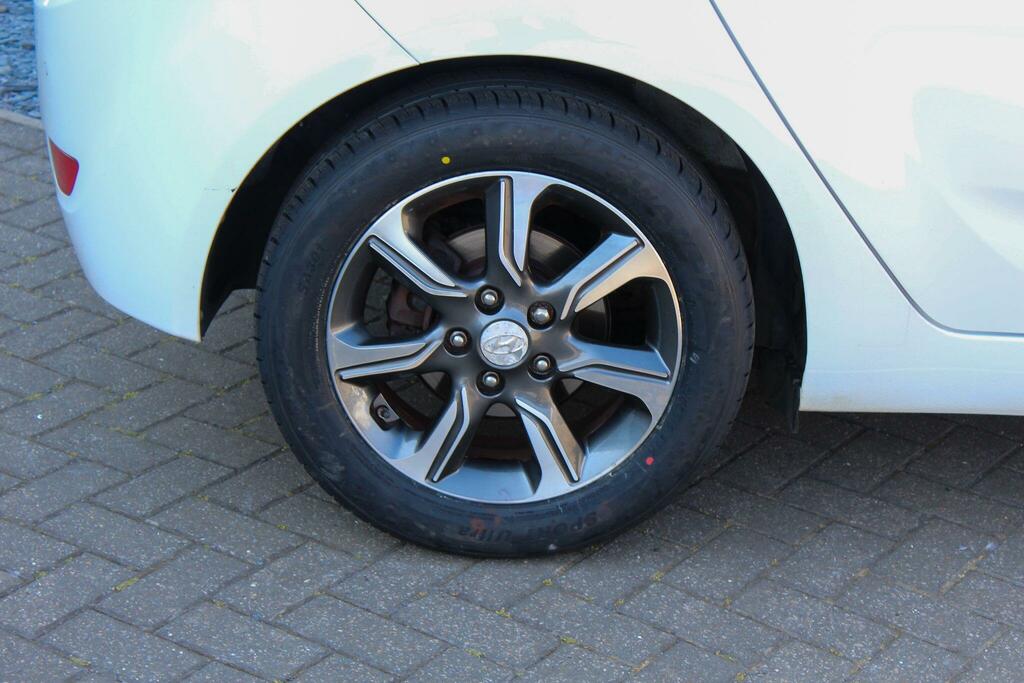 Hyundai Ix20 1.6 Se Blue #21
