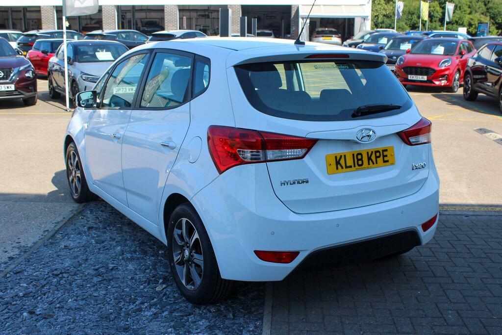 Hyundai Ix20 1.6 Se Euro 6 White #4