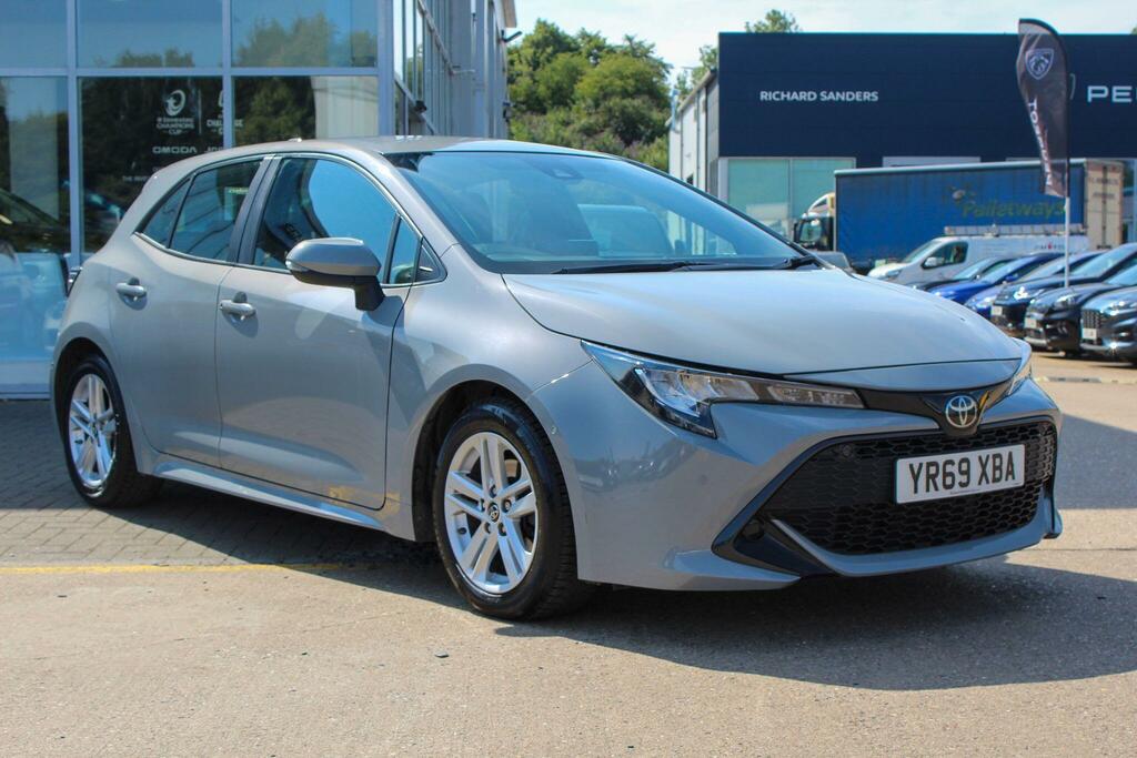 Toyota Corolla 1.2 Vvt-i Icon Tech Euro 6 Ss Grey