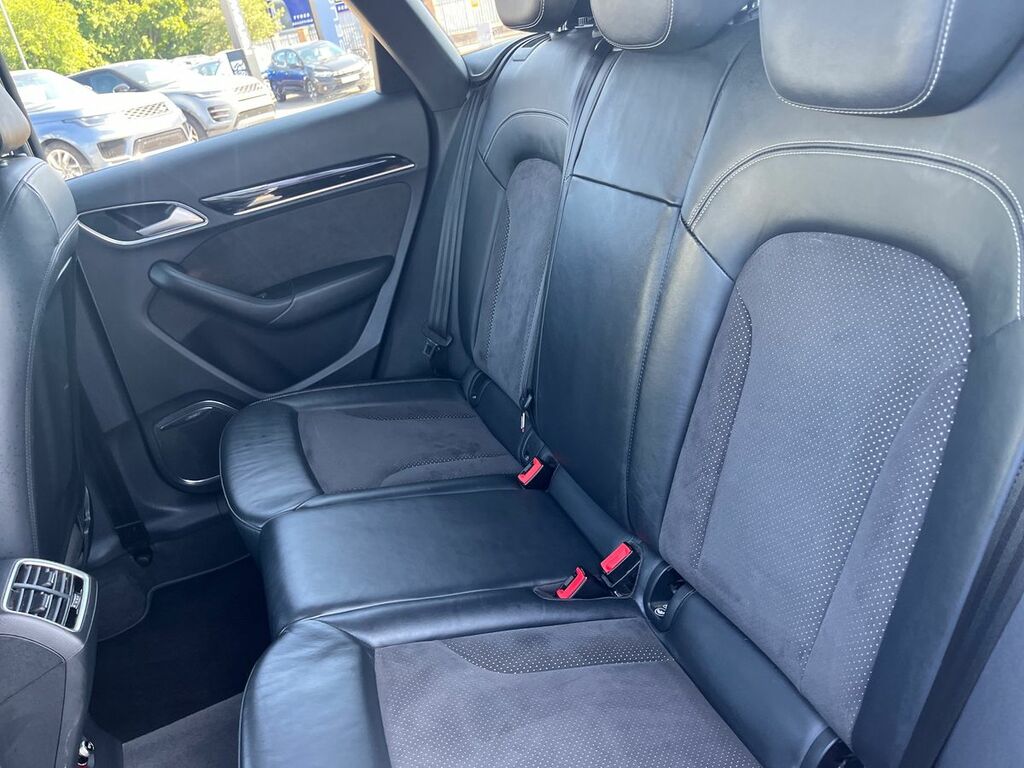 Audi Q3 2.0 Tdi Black Edition S Grey #17