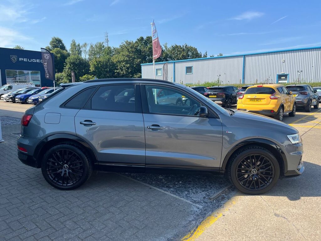 Audi Q3 2.0 Tdi Black Edition S Grey #2