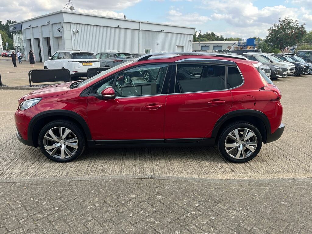 Peugeot 2008 1.2 Puretech Allure Premium Euro 6 Ss Red #6