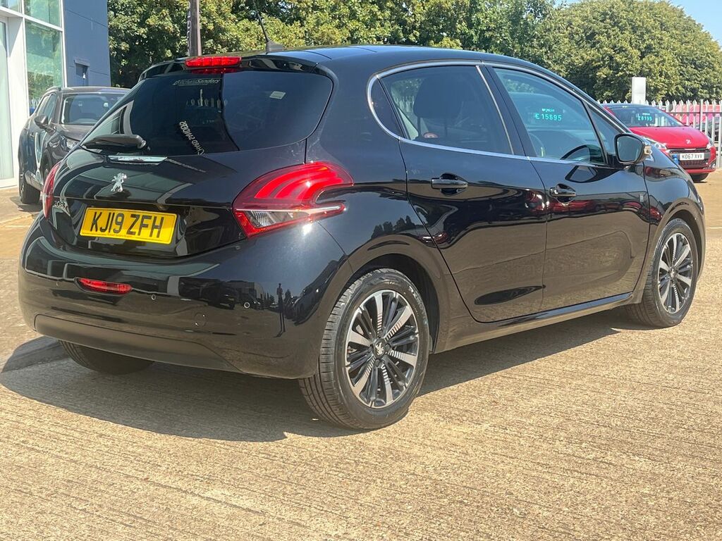 Peugeot 208 1.2 Puretech Tech Edition Hatchback Man Black #3