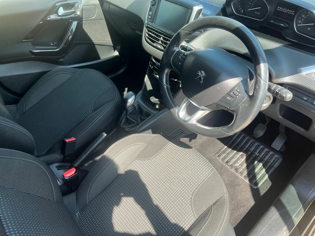Peugeot 208 1.2 Puretech 110 Tech Edition Blue #10