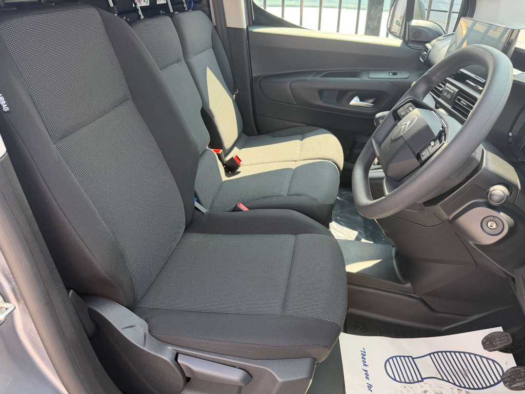 Citroen Berlingo 1.5 D 100 Plus M Black #8