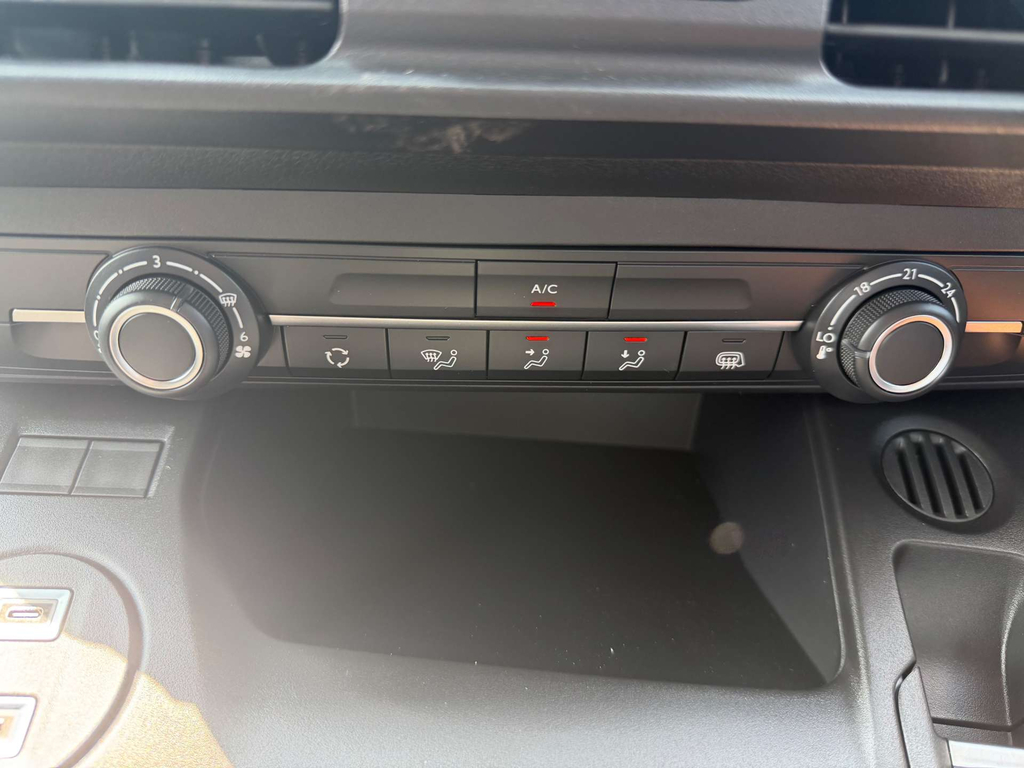 Citroen Berlingo 1.5 D 100 Plus M Black #17