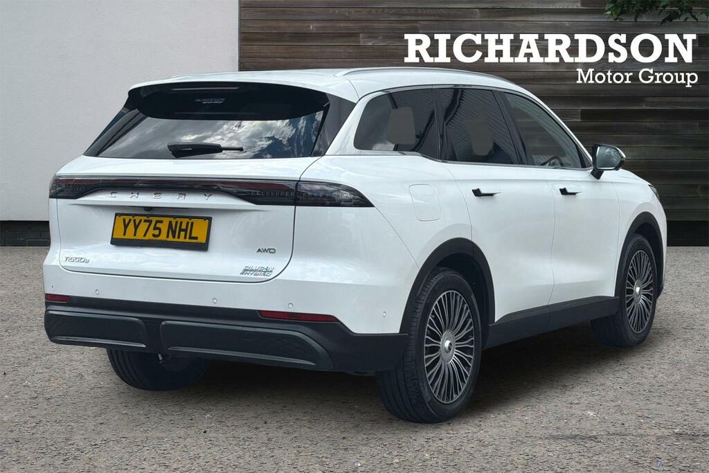 Chery Tiggo 9 1.5T Phev Summit Dht Awd White #3