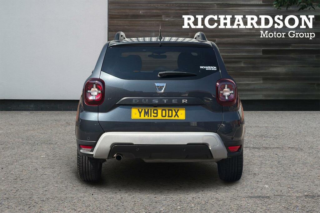 Dacia Duster 1.5 Blue Dci Comfort 4X4 YM19ODX Grey #4