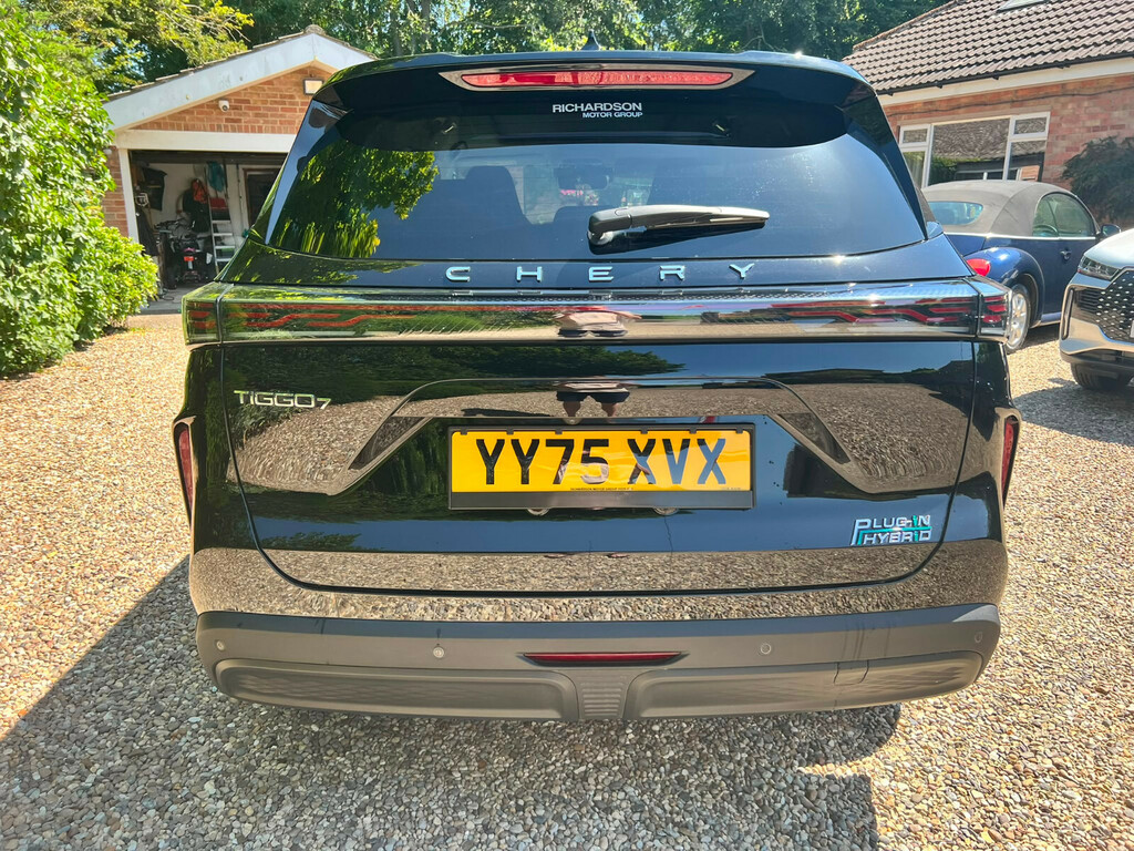 Chery Tiggo 7 1.5T Phev Summit Dht Black #4