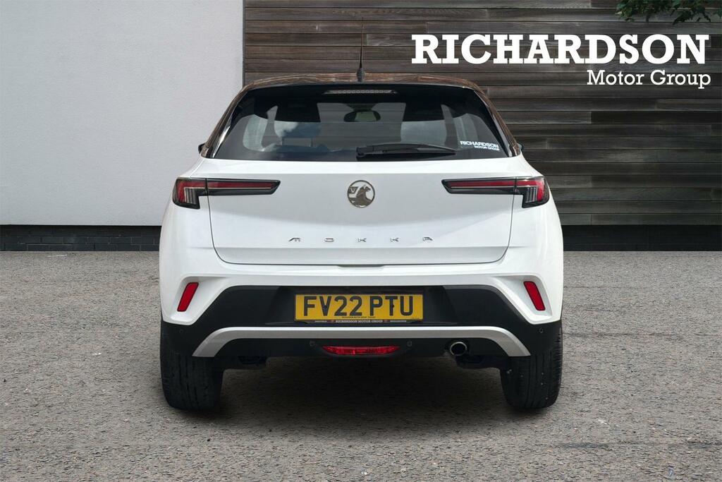 Vauxhall Mokka 1.5 Turbo D Elite Premium FV22PTU White #4
