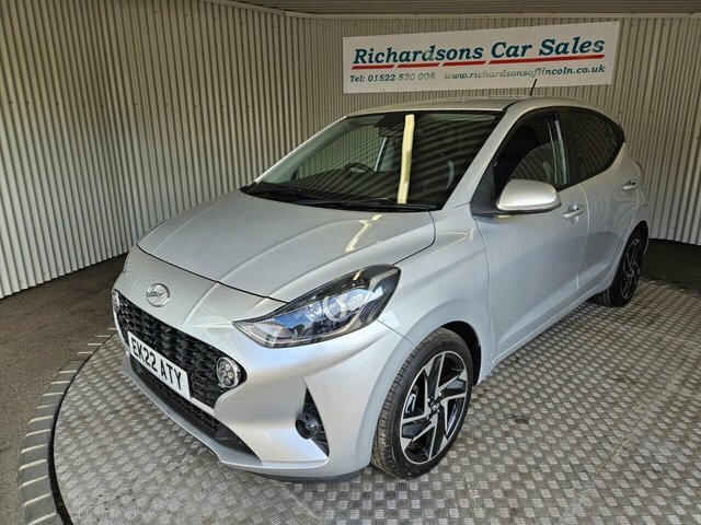 Hyundai I10 1.0 Premium Hatchback Euro 6 S S EK22ATY Grey #2