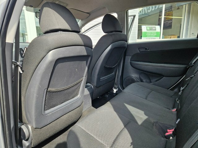 Hyundai I30 Hatchback 1.4 Comfort Euro 5 201161 Grey #13