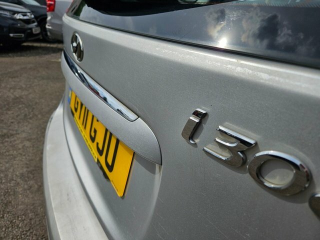 Hyundai I30 1.6 Crdi Comfort Estate Euro 5 11 Silver #6