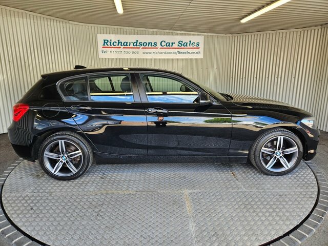 BMW 1 Series 1.5 118I Gpf Sport Hatchback Euro Black #2