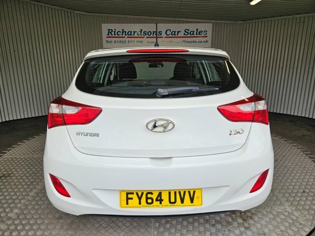 Hyundai I30 1.4 Classic Hatchback Euro 5 10 White #4