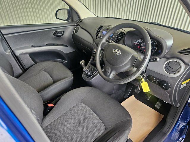 Hyundai I10 1.2 Active 2 Former Keepers Only 71 000 Miles Fsh Red #13