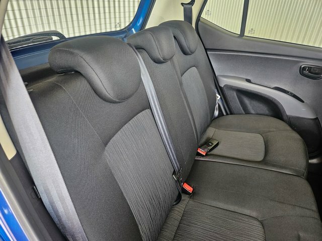 Hyundai I10 1.2 Active 2 Former Keepers Only 71 000 Miles Fsh Red #19