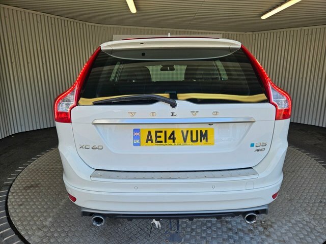 Volvo XC60 2.4 D5 R-design Lux Nav Suv Awd AE14VUM White #4