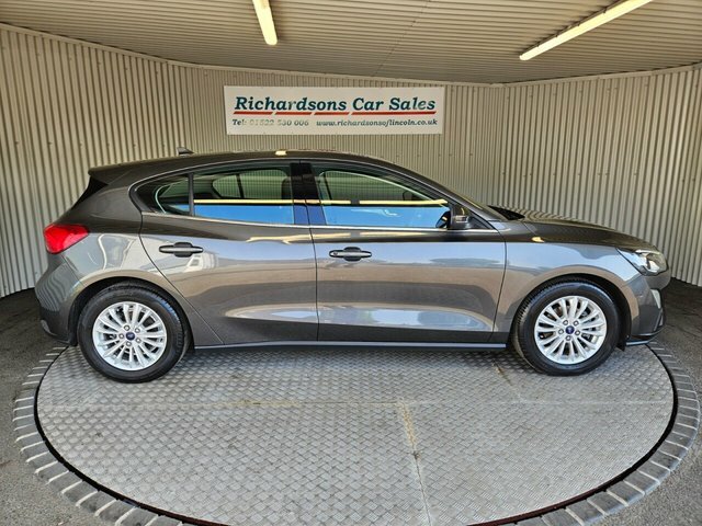 Ford Focus 1.0T Ecoboost Mhev Titanium Edition Hatchback WG70EVP Grey #6
