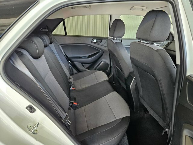 Hyundai I20 Mpi Se White #28