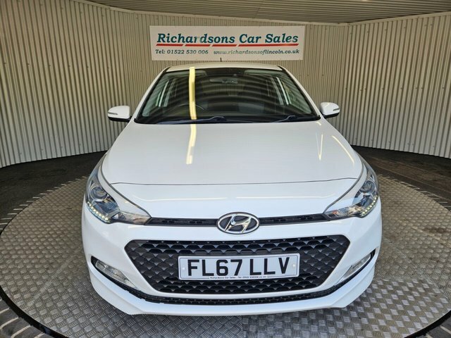 Hyundai I20 Mpi Se White #9