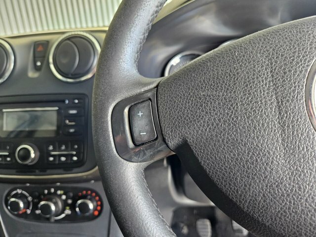 Dacia Logan Logan Mcv Laureate Dci Red #15