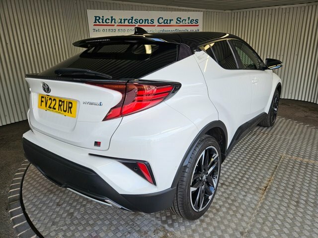 Toyota C-Hr 1.8 Vvt-h Gr Sport Suv Hybrid Cvt Euro FV22RUR White #3