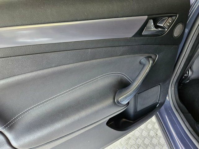Ford Mondeo Titanium X Black #26