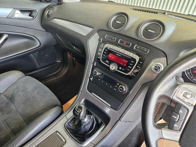 Ford Mondeo Titanium X Black #14