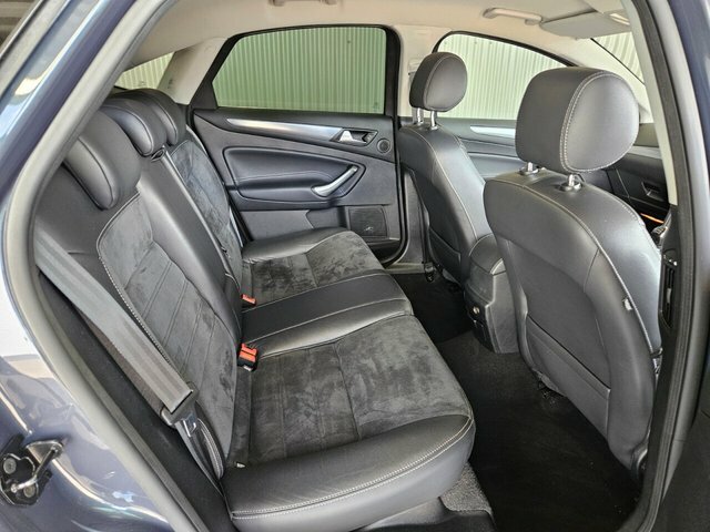 Ford Mondeo Titanium X Black #20