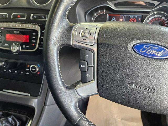 Ford Mondeo Titanium X Black #12